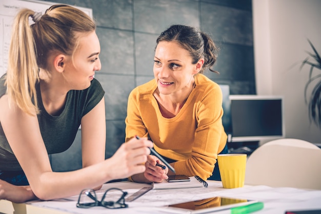 Spanish conversation learning environment